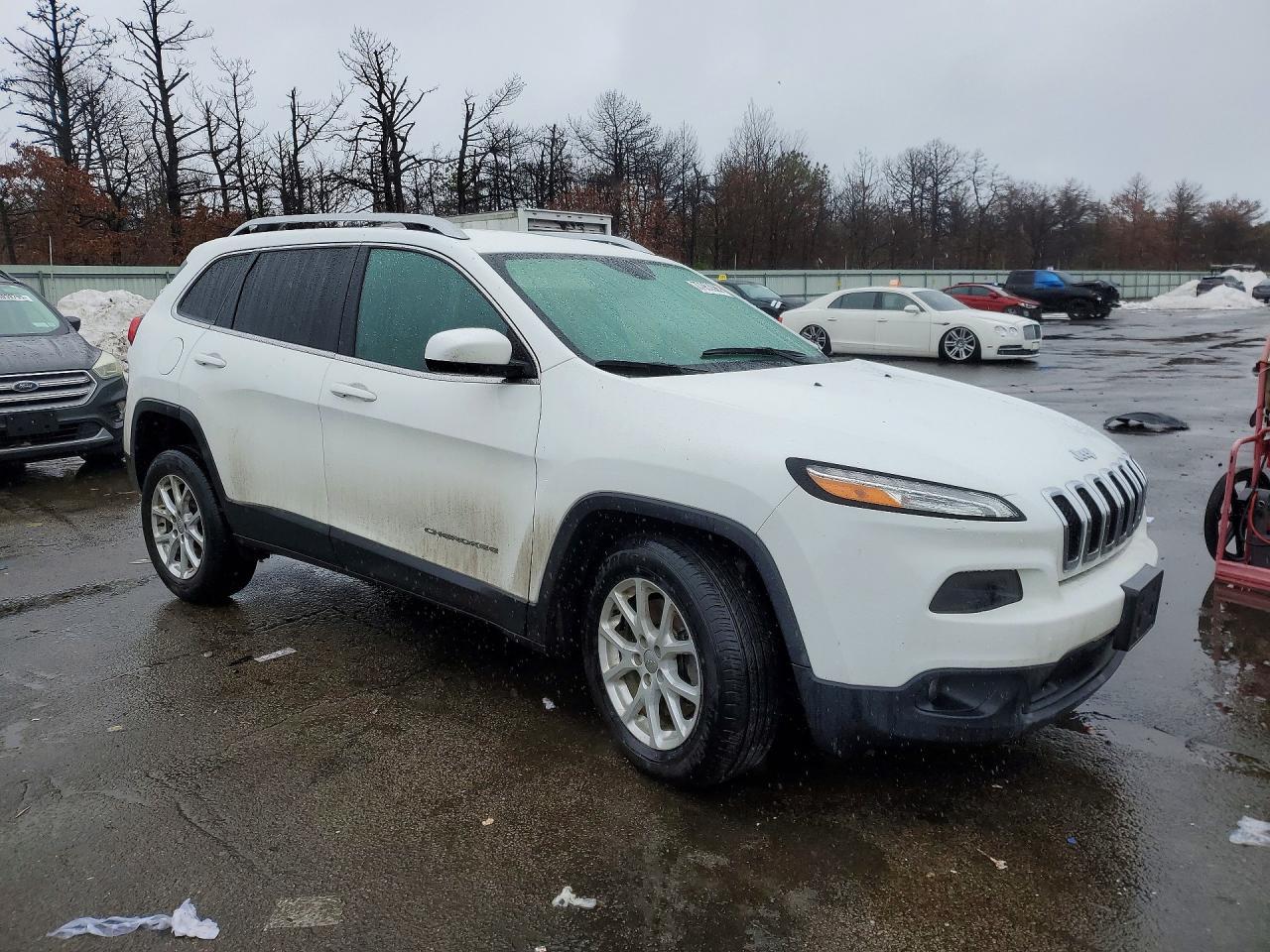 2017 Jeep Cherokee Latitude - zdjęcie 4