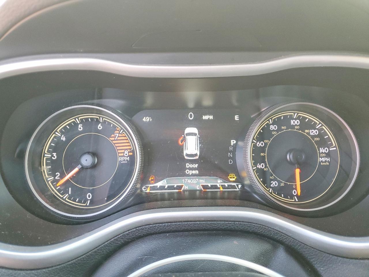 2017 Jeep Cherokee Trailhawk - zdjęcie 9