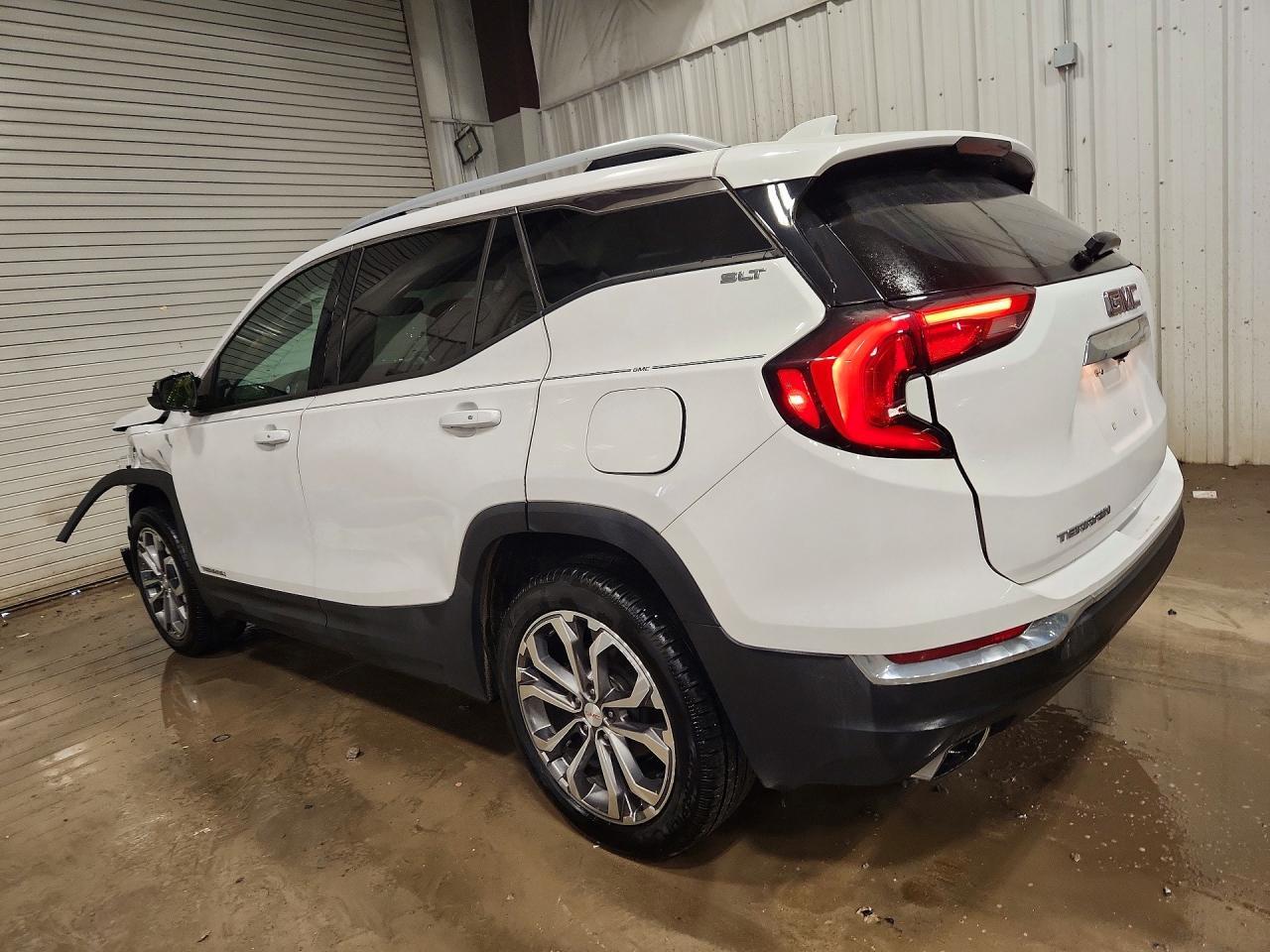 2020 GMC Terrain Slt - zdjęcie 2