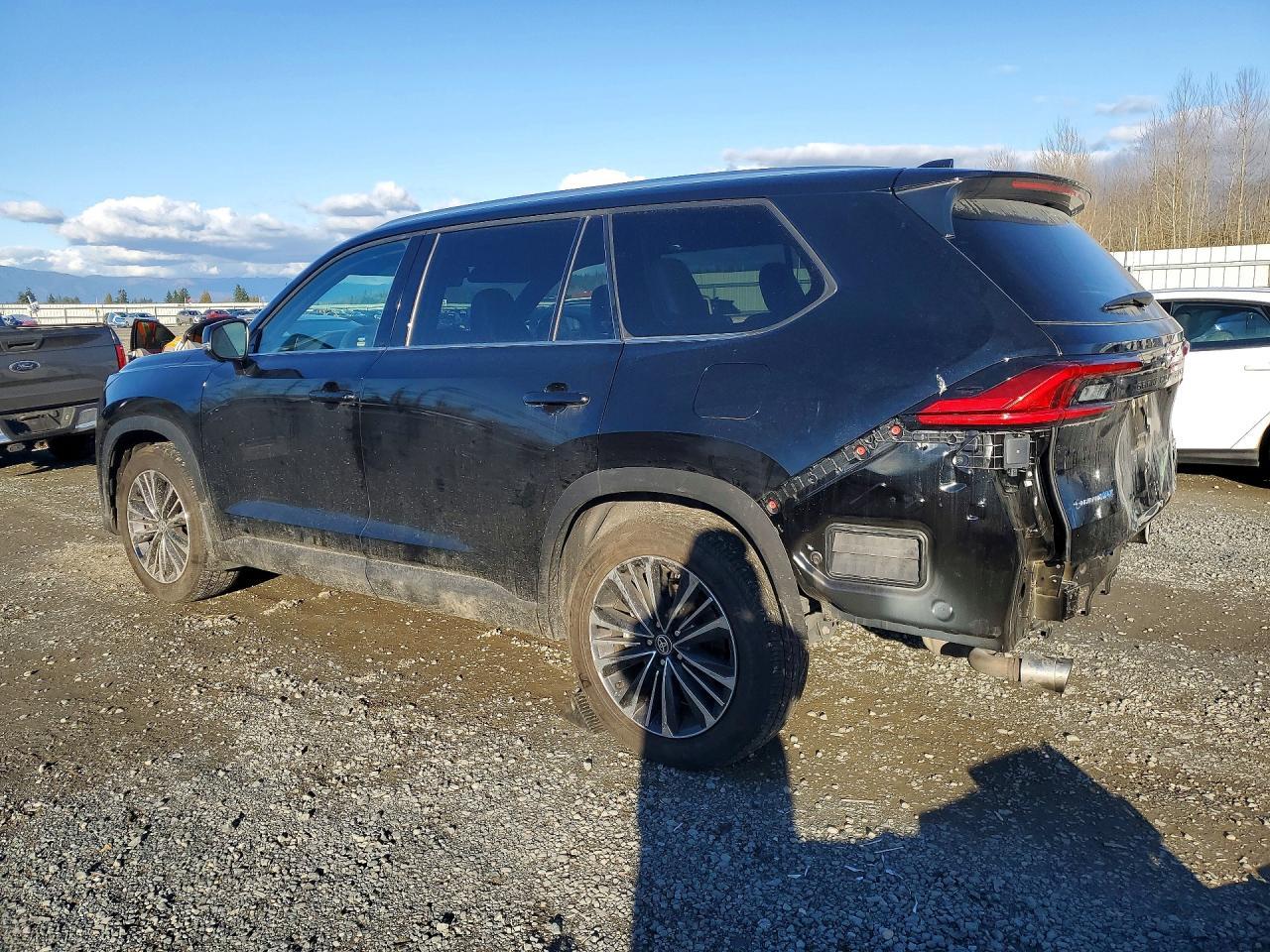 2024 Toyota Grand Highlander Hybrid Max Platinum - zdjęcie 2