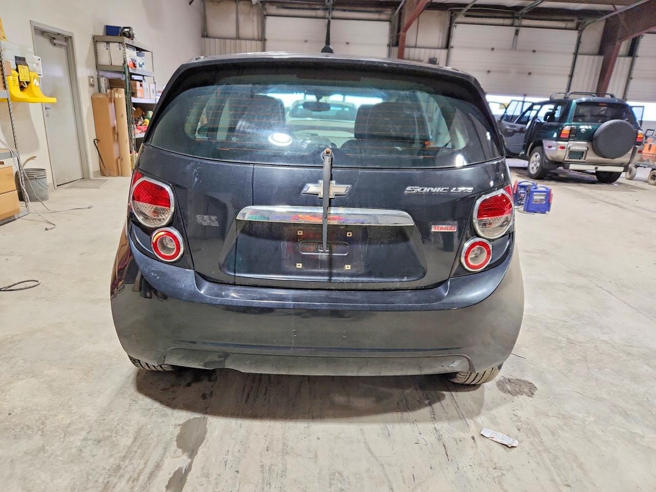 2014 Chevrolet Sonic - zdjęcie 6