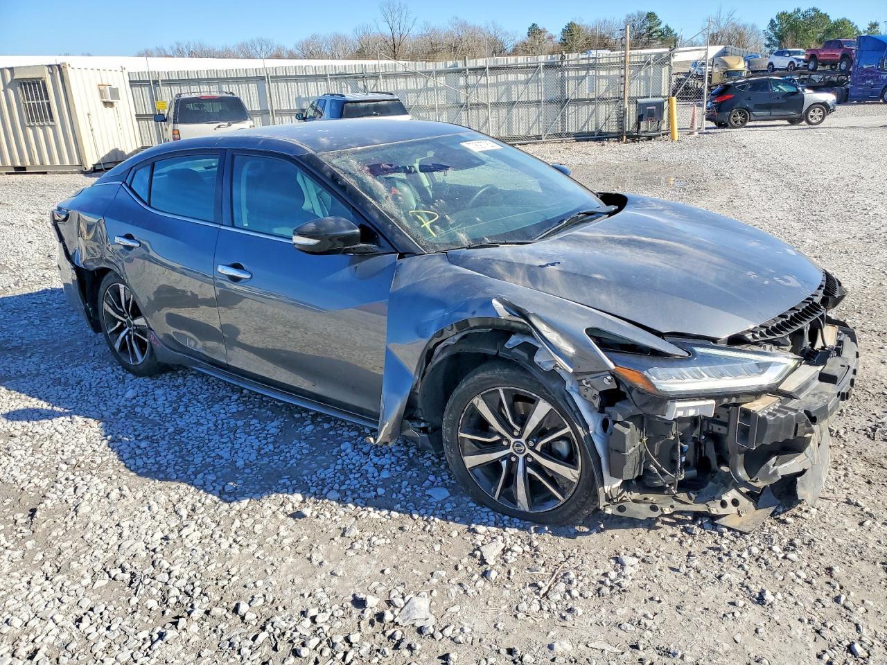 2021 Nissan Maxima - zdjęcie 4