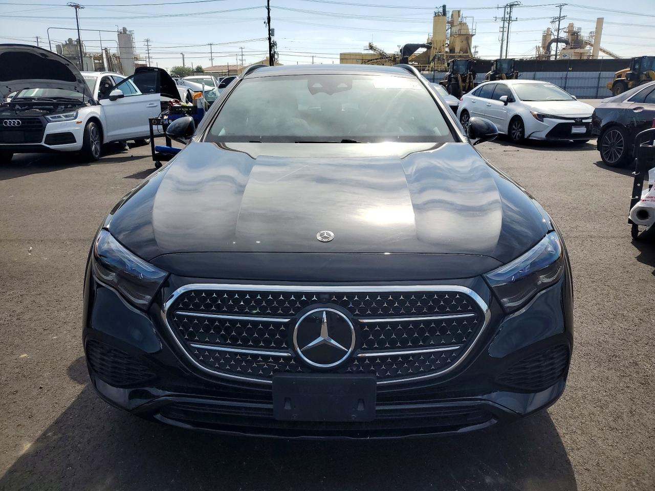 2025 Mercedes-Benz E 450 4M All Terrain - zdjęcie 5