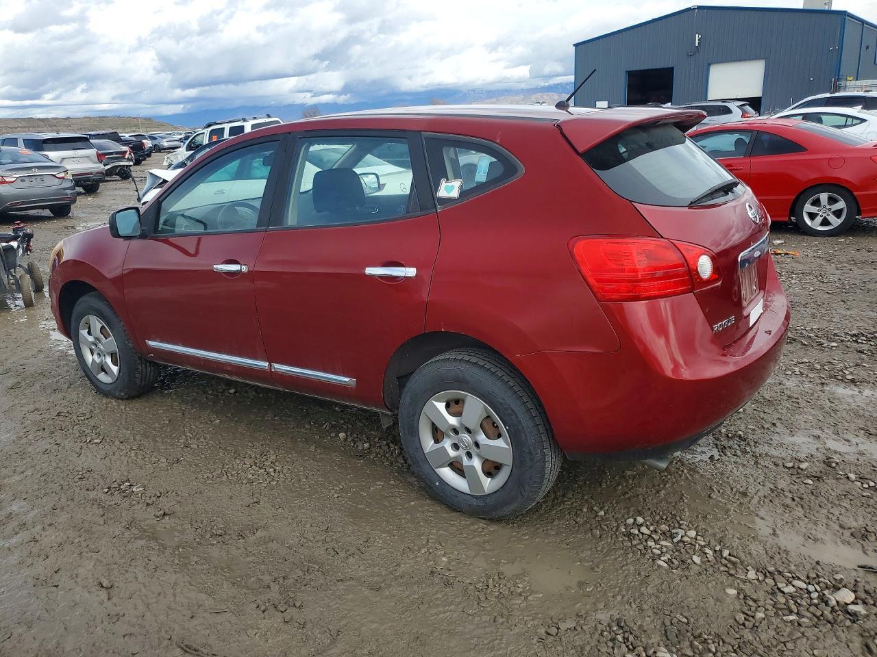 2013 Nissan Rogue S - zdjęcie 2