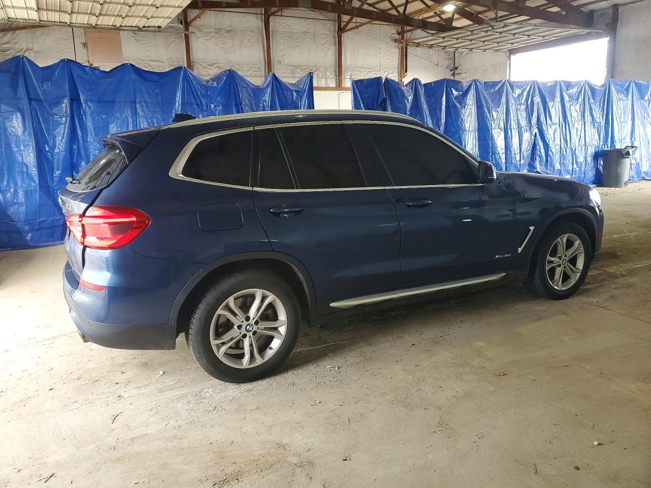 2018 BMW X3 xDrive30I - zdjęcie 3