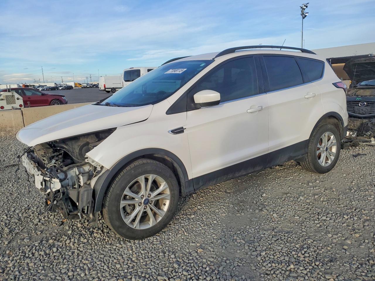 2018 Ford Escape Sel - zdjęcie główne