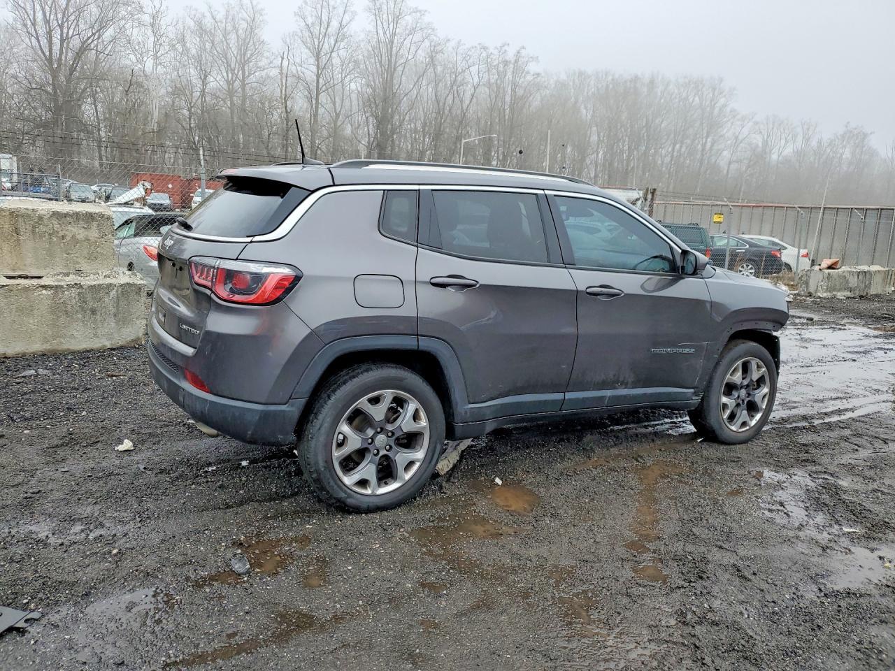 2019 Jeep Compass Limited - zdjęcie 3