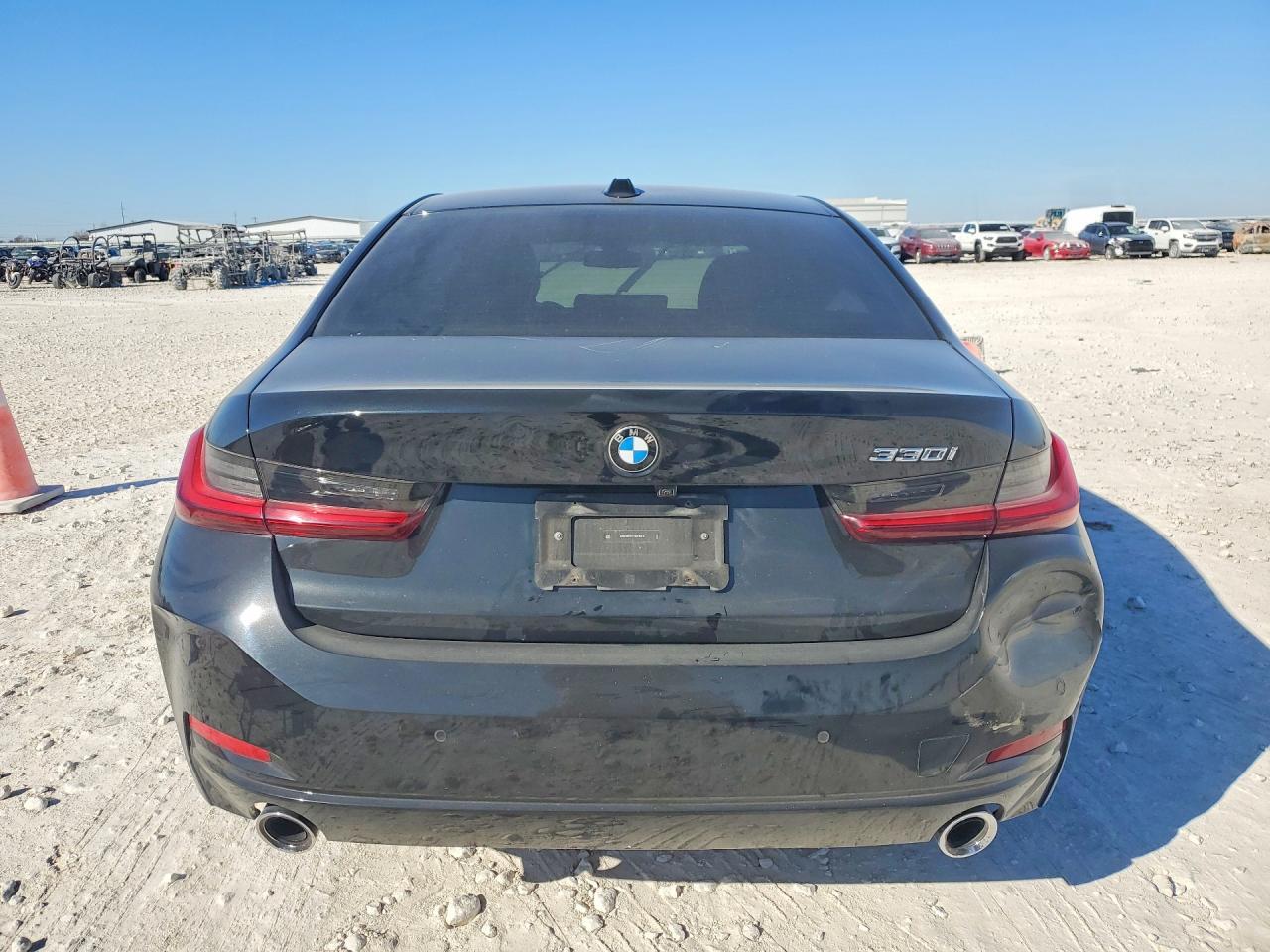 2023 BMW 330I - zdjęcie 6