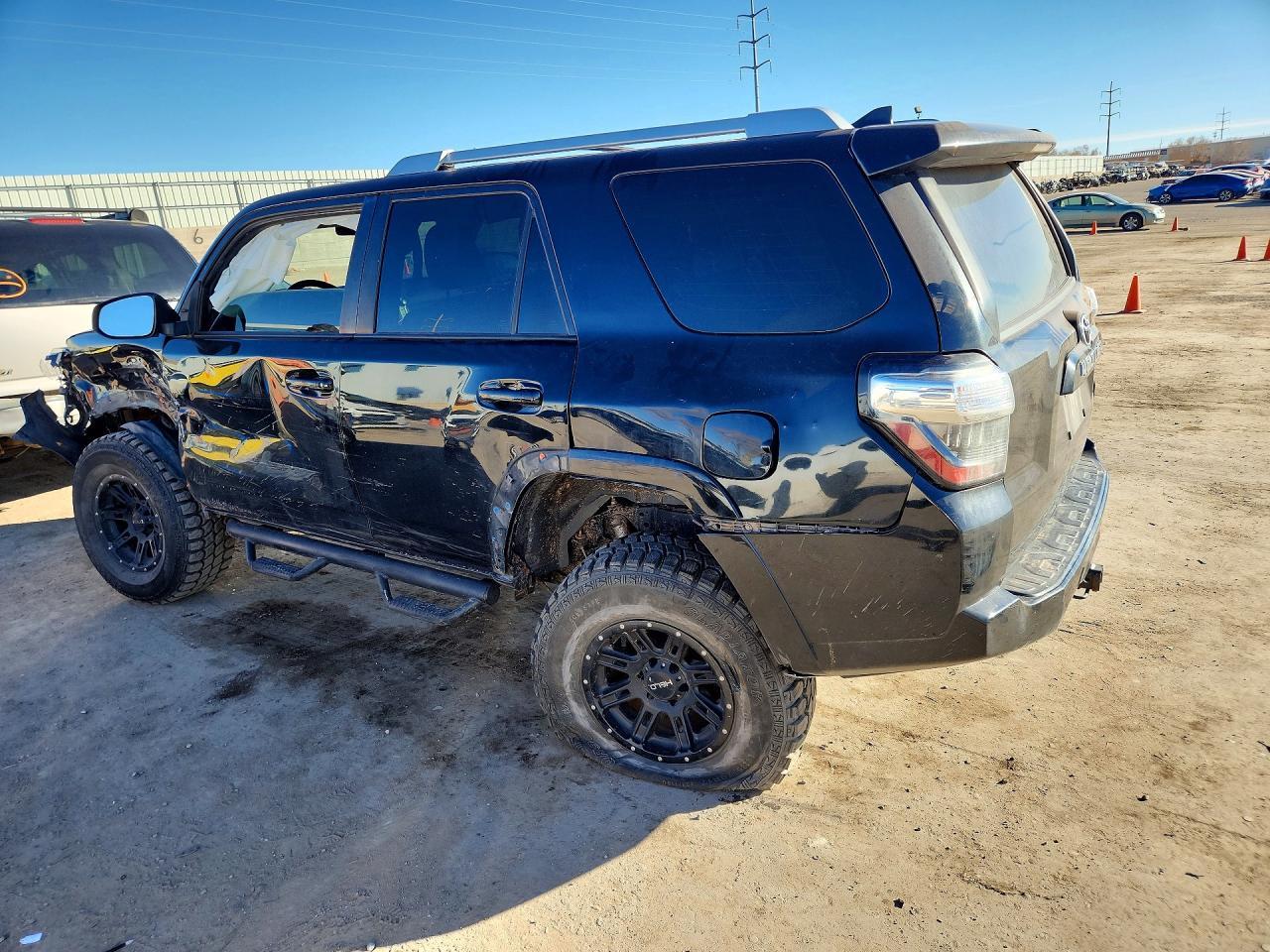 2017 Toyota 4Runner Sr5 - zdjęcie 2