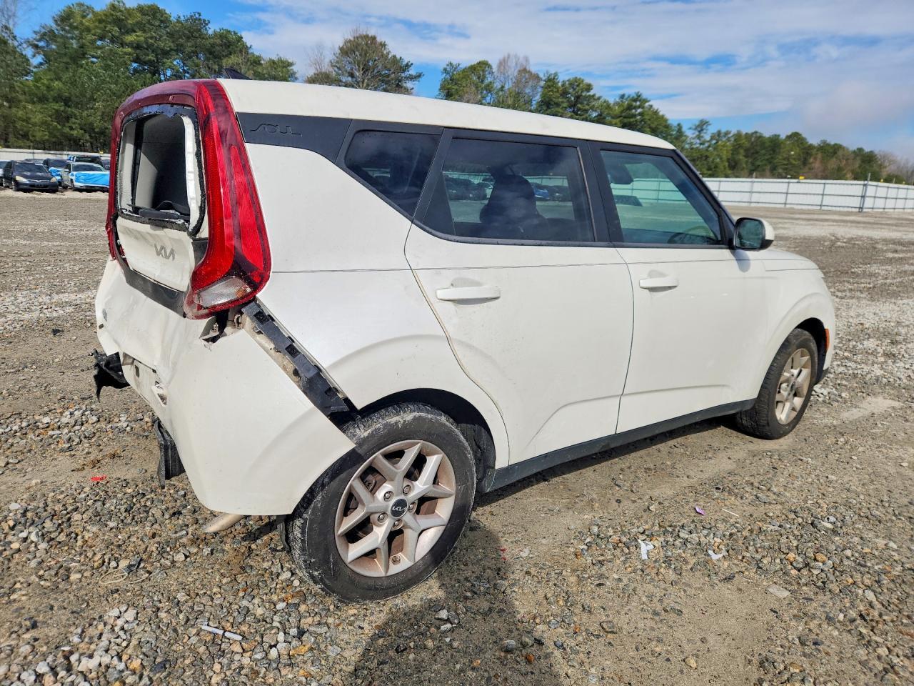 2022 Kia Soul Lx - zdjęcie 3