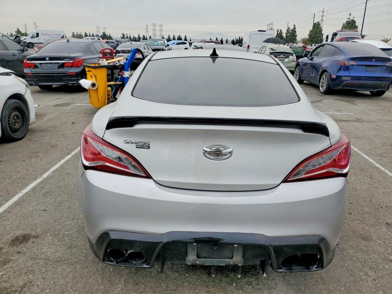 2013 Hyundai Genesis Coupe 2.0T - zdjęcie 6