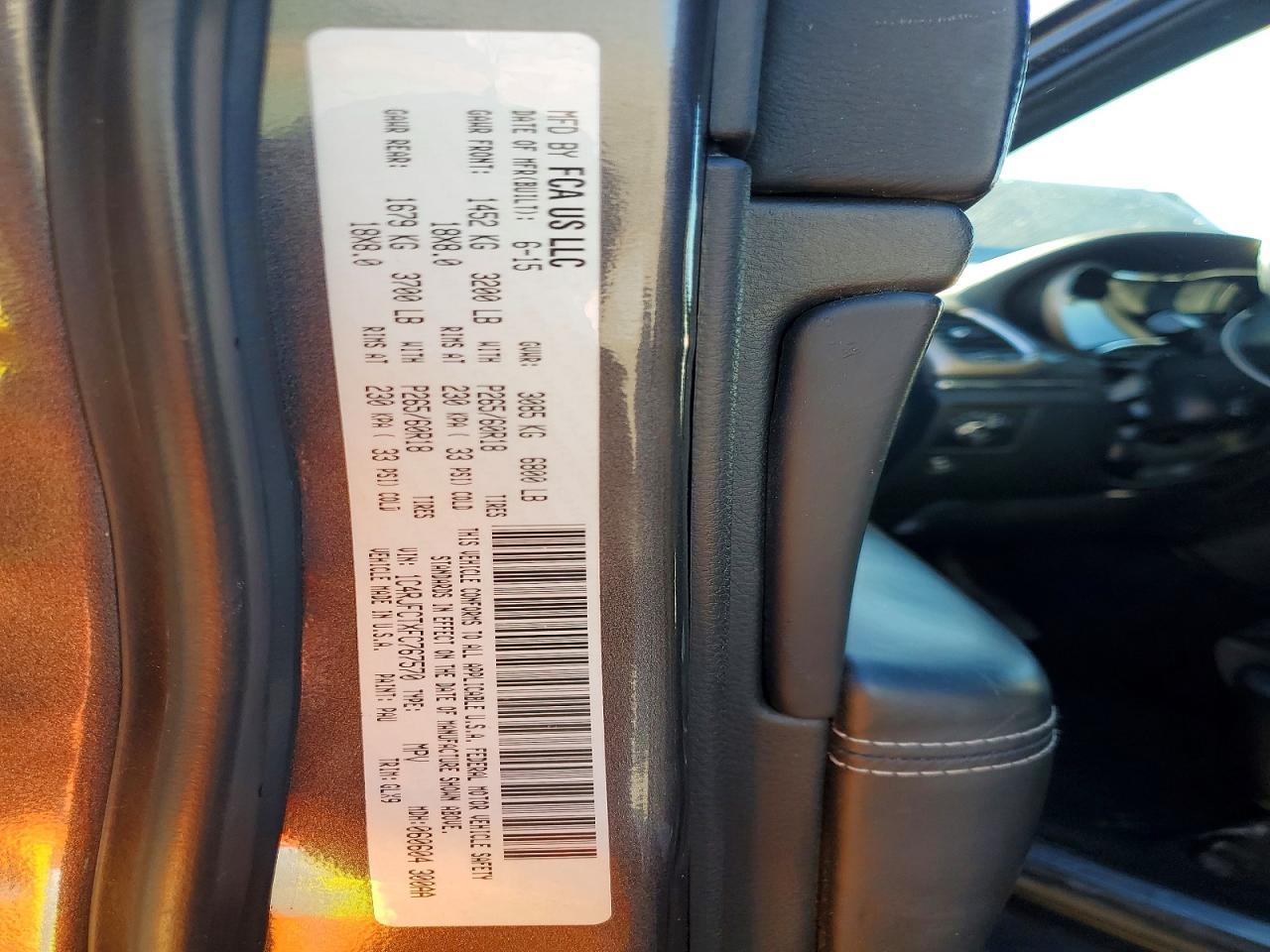 2015 Jeep Grand Cherokee Overland - zdjęcie 13