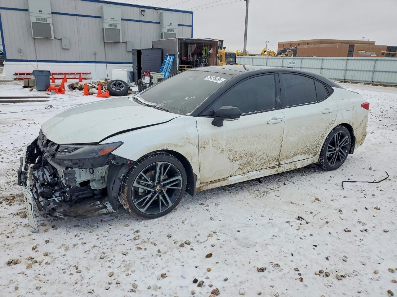 2025 Toyota Camry Xse - zdjęcie główne