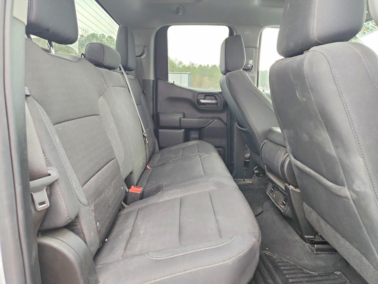 2024 Chevrolet Silverado C1500 Custom - zdjęcie 10