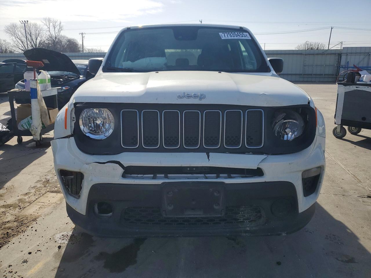 2023 Jeep Renegade Latitude - zdjęcie 5