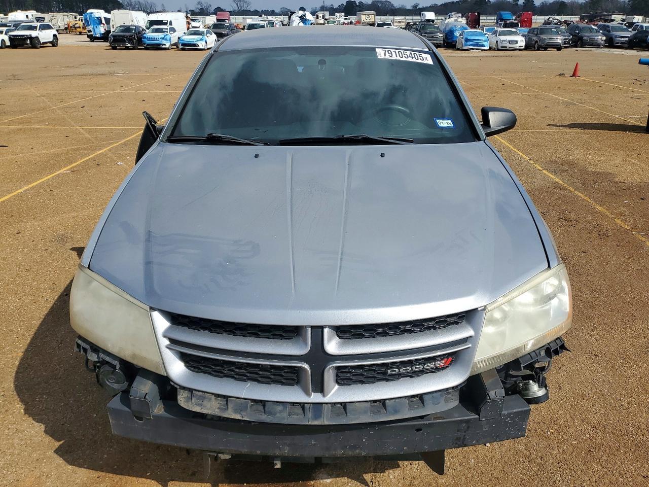 2014 Dodge Avenger Se - zdjęcie 5