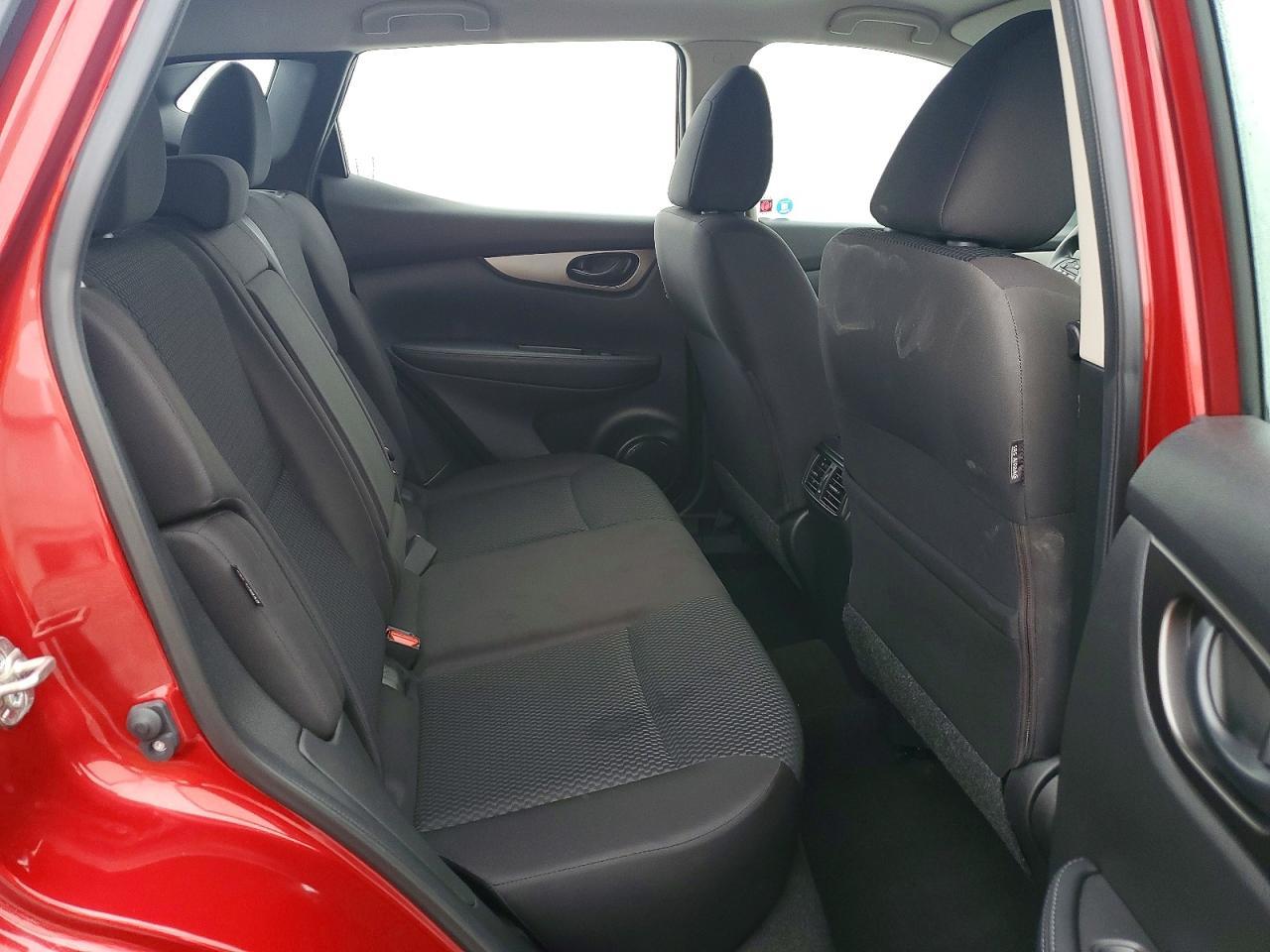 2020 Nissan Rogue Sport S - zdjęcie 10