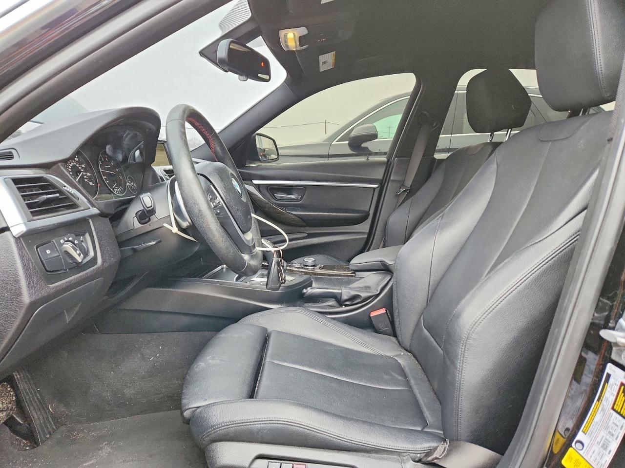 2017 BMW 330 I - zdjęcie 7