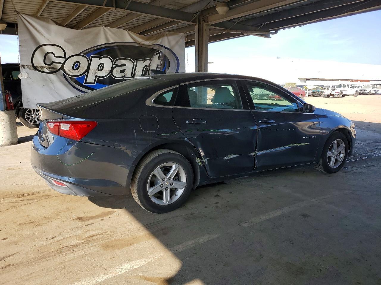 2019 Chevrolet Malibu Ls - zdjęcie 3