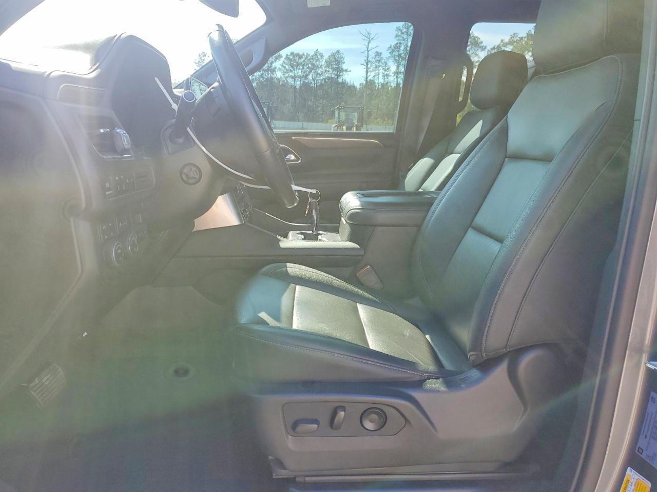 2021 Chevrolet Tahoe K1500 Z71 - zdjęcie 7