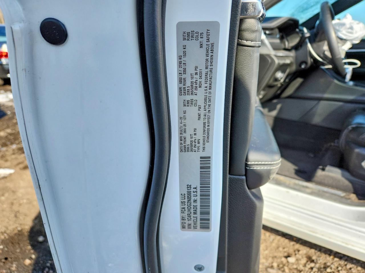 2022 Jeep Grand Cherokee Overland - zdjęcie 13