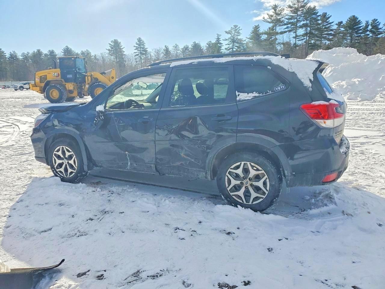 2019 Subaru Forester Premium - zdjęcie 2