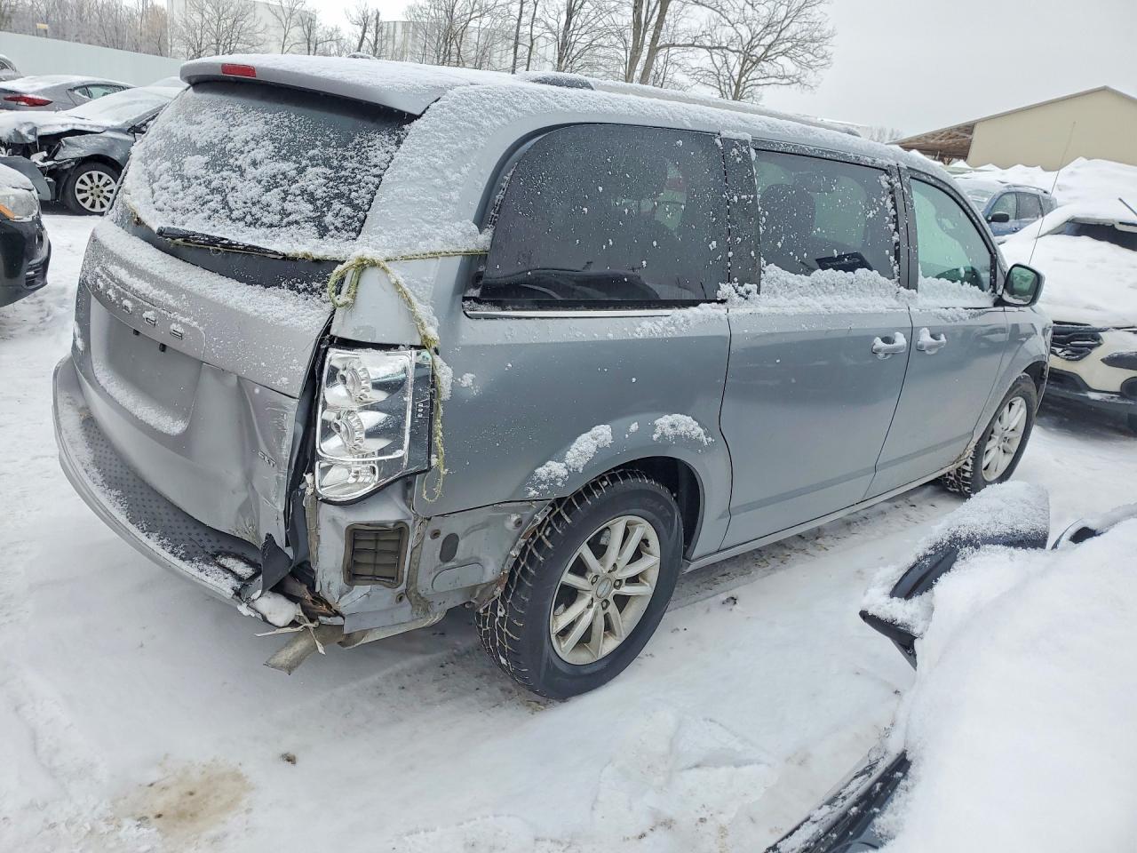 2019 Dodge Grand Caravan Sxt - zdjęcie 3