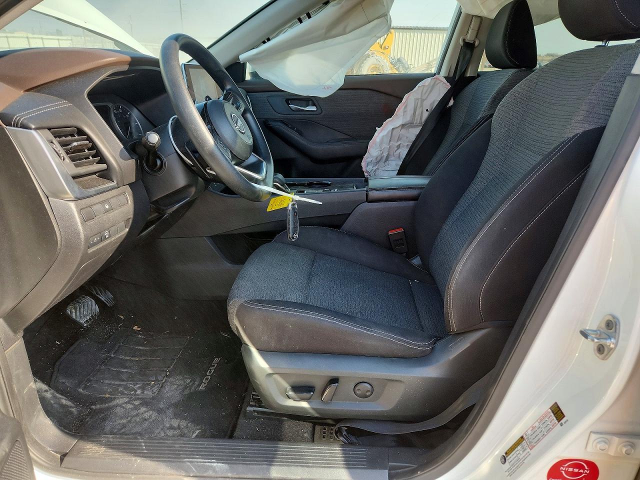 2023 Nissan Rogue Sv - zdjęcie 7