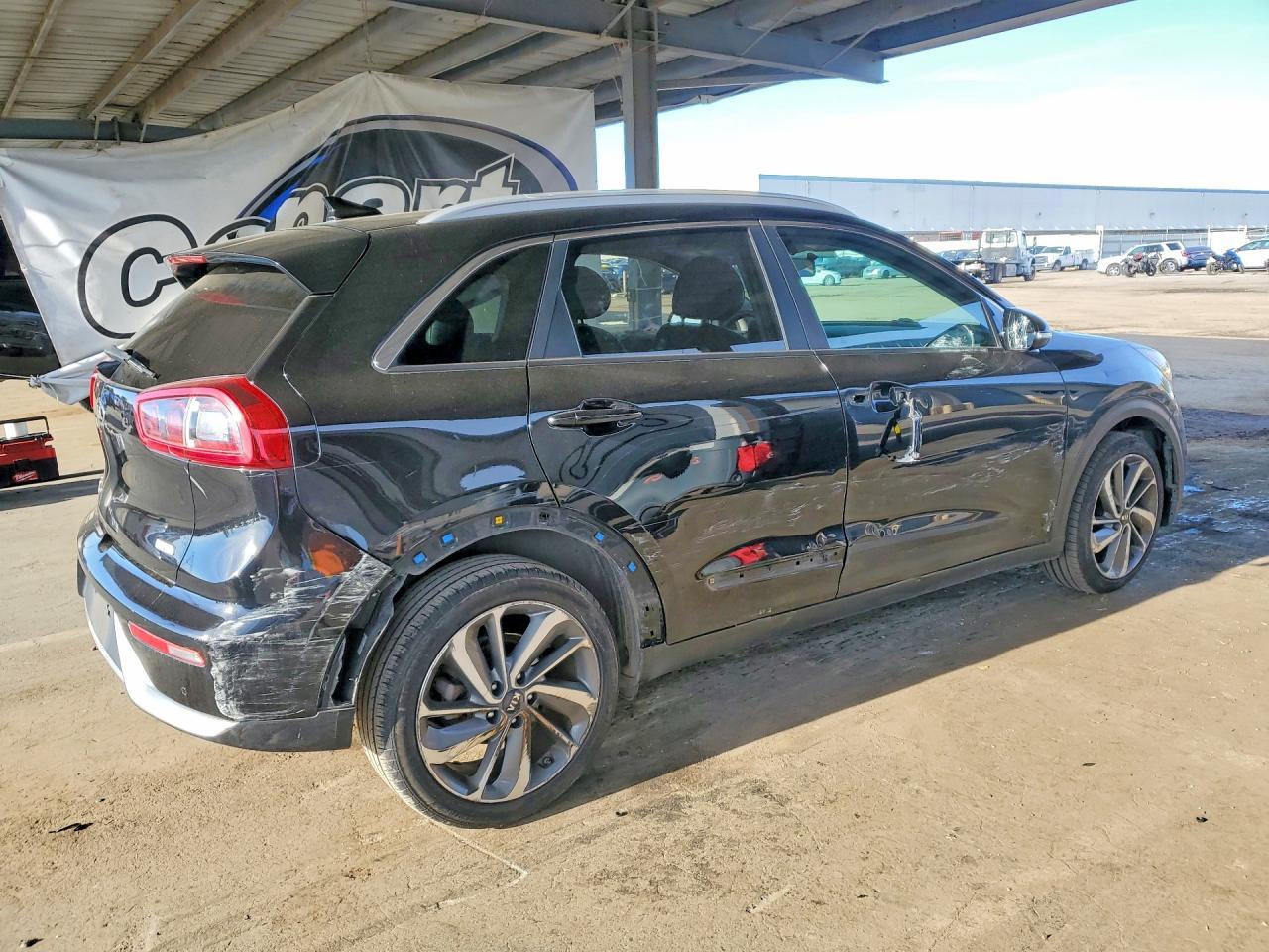 2017 Kia Niro Touring - zdjęcie 3