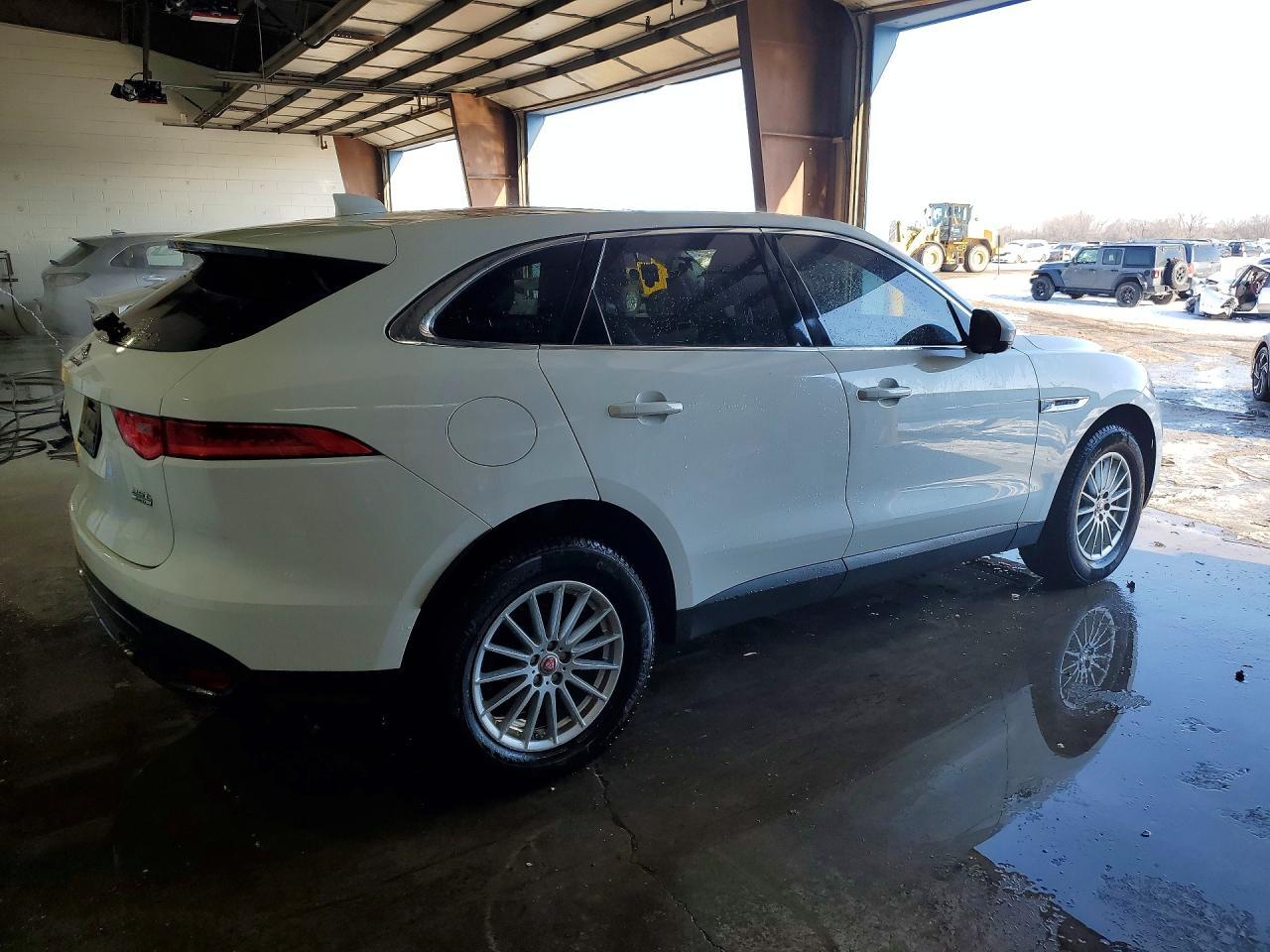 2019 Jaguar F-Pace - zdjęcie 3