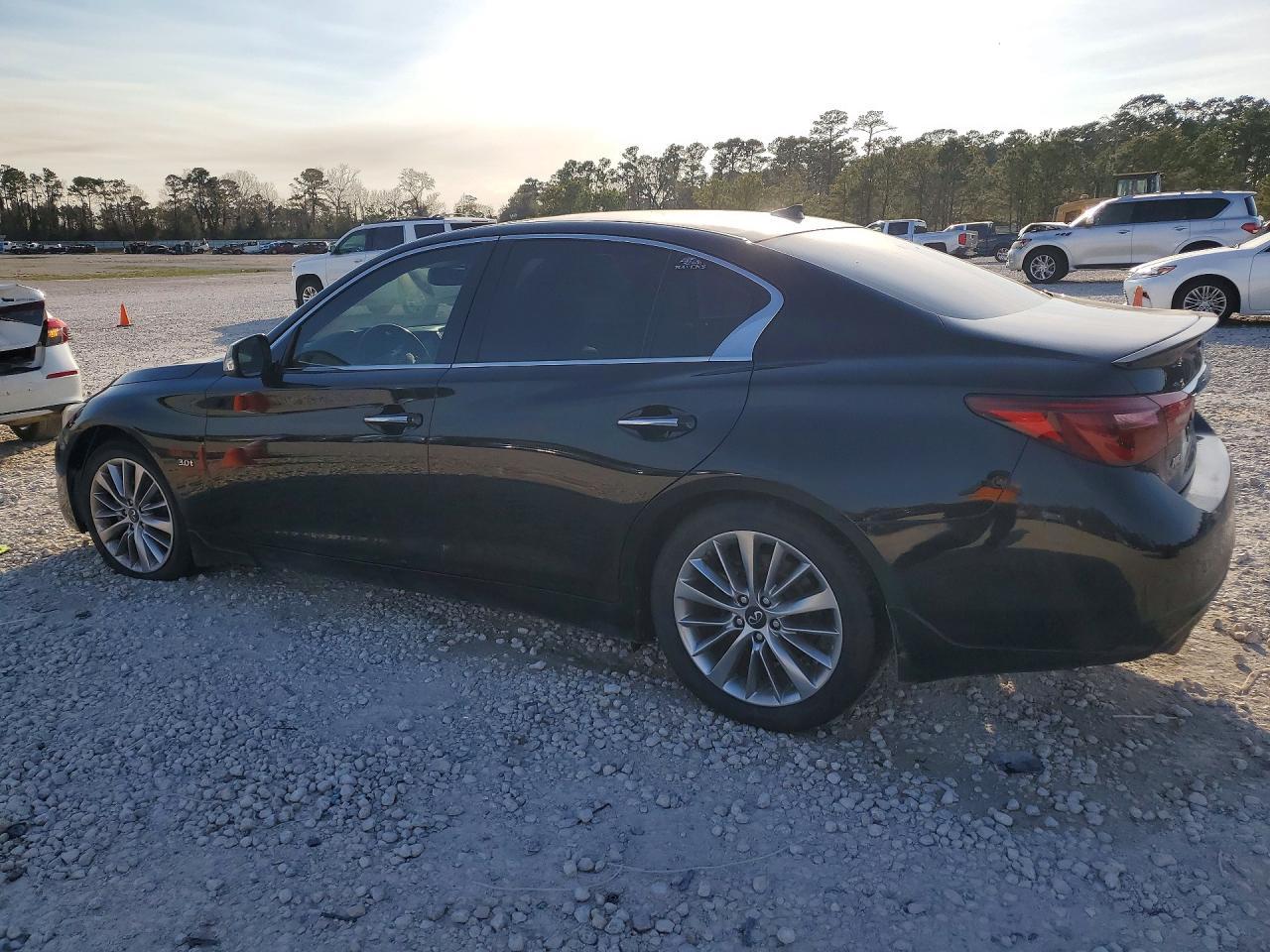 2020 Infiniti Q50 3.0T Luxe - zdjęcie 2