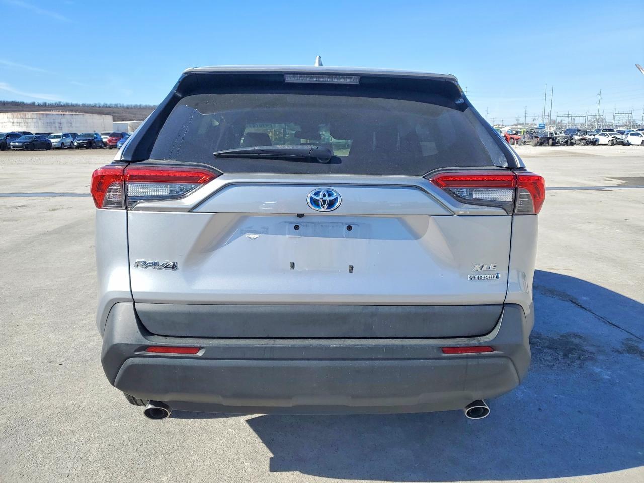 2021 Toyota Rav4 Xle - zdjęcie 6