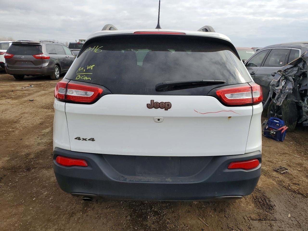 2017 Jeep Cherokee Latitude - zdjęcie 6