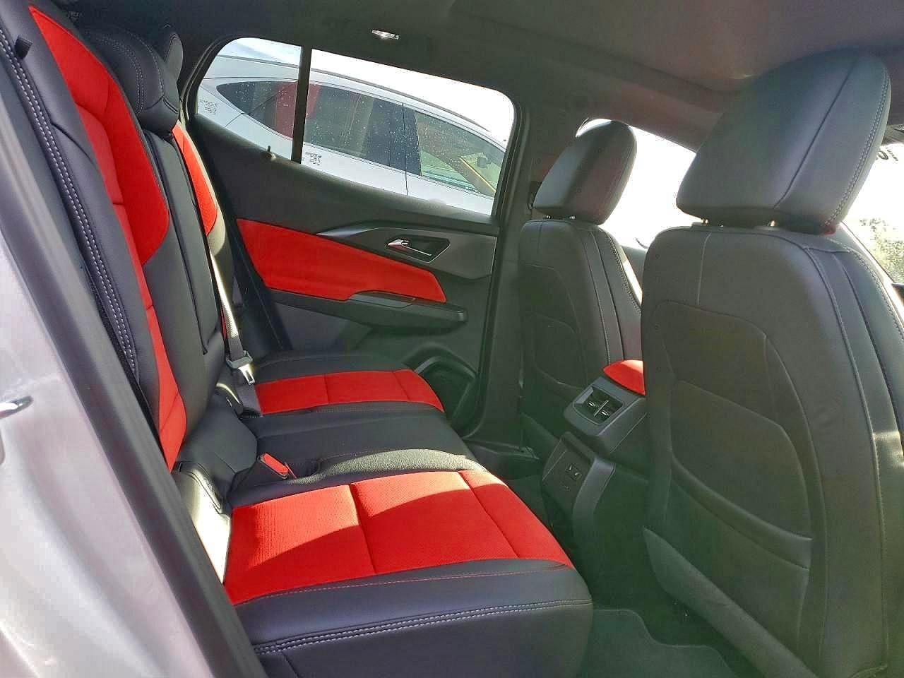 2025 Chevrolet Equinox Rs - zdjęcie 11