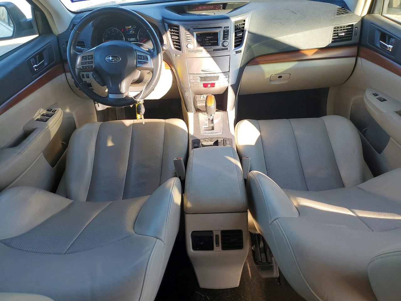 2014 Subaru Outback 2.5I Limited - zdjęcie 8