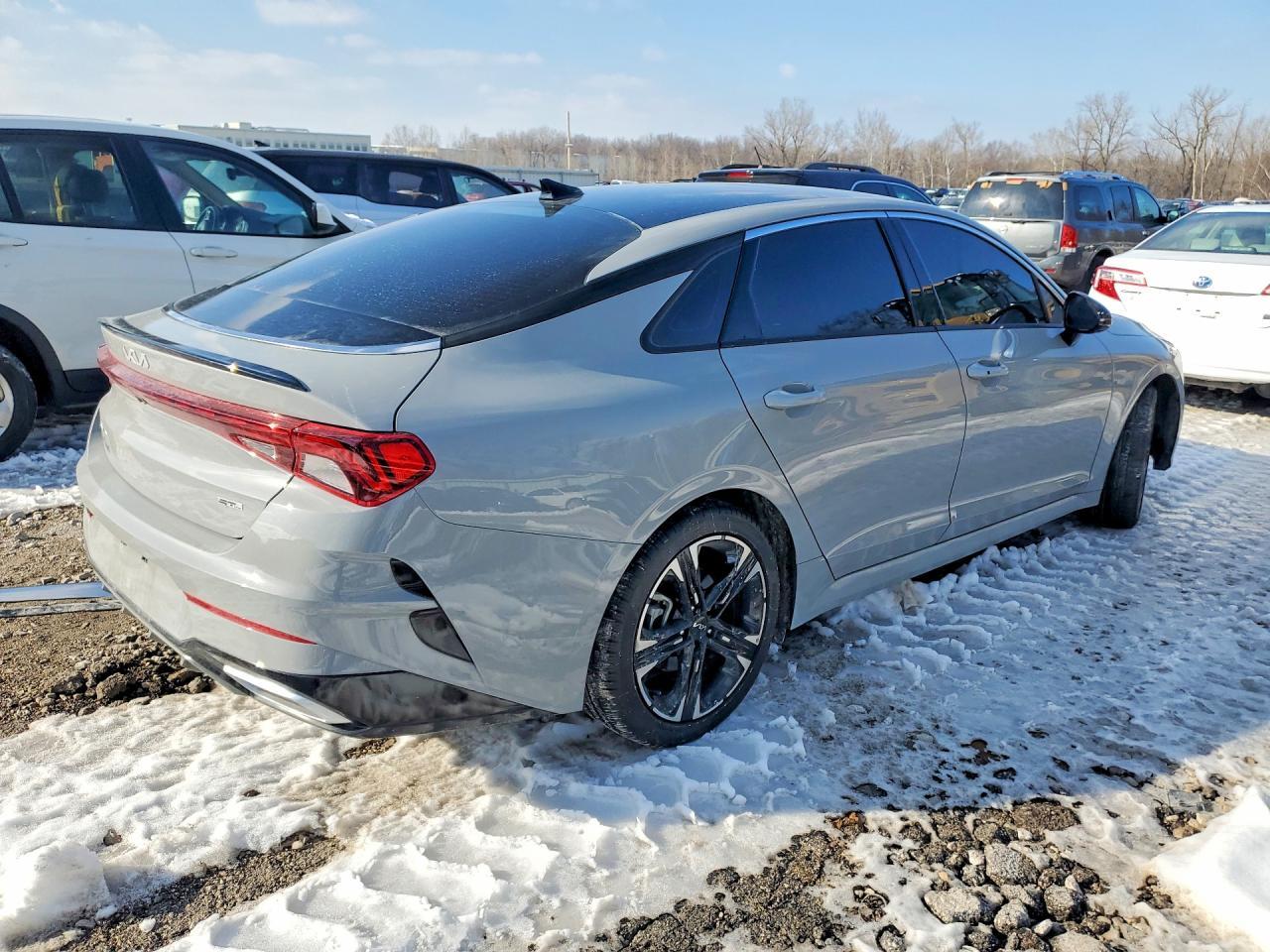 2024 Kia K5 Gt Line - zdjęcie 3