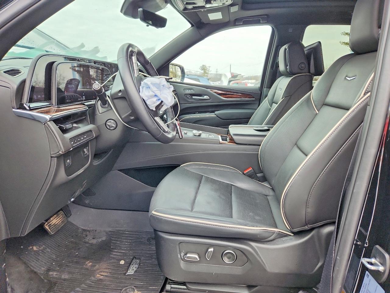 2024 Cadillac Escalade Premium Luxury - zdjęcie 7