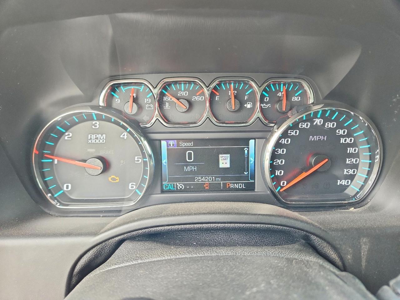 2017 Chevrolet Suburban C1500 Premier - zdjęcie 9