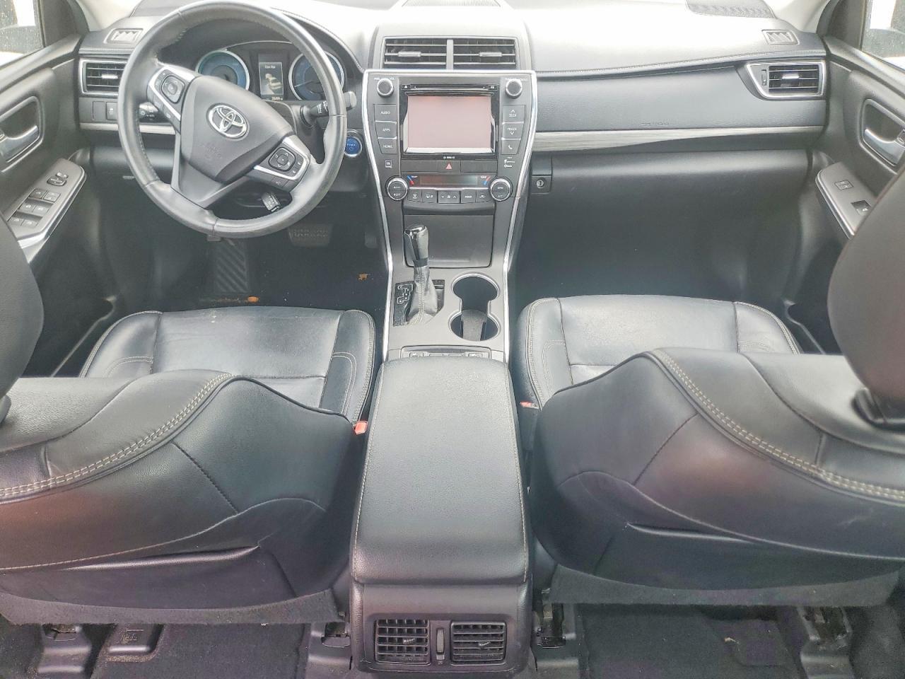 2017 Toyota Camry Hybrid - zdjęcie 8