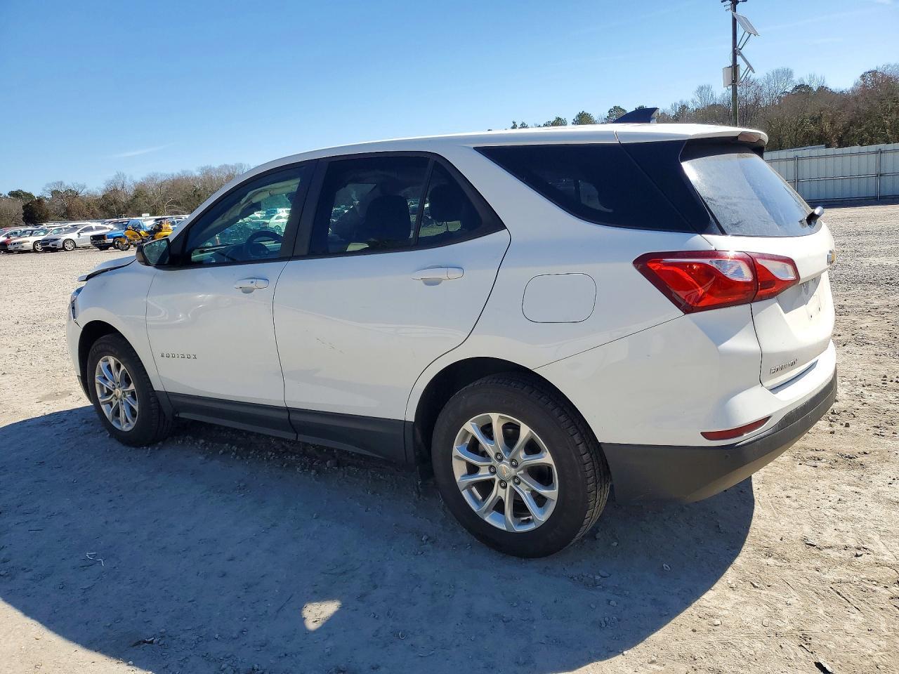 2020 Chev Equinox - zdjęcie 2