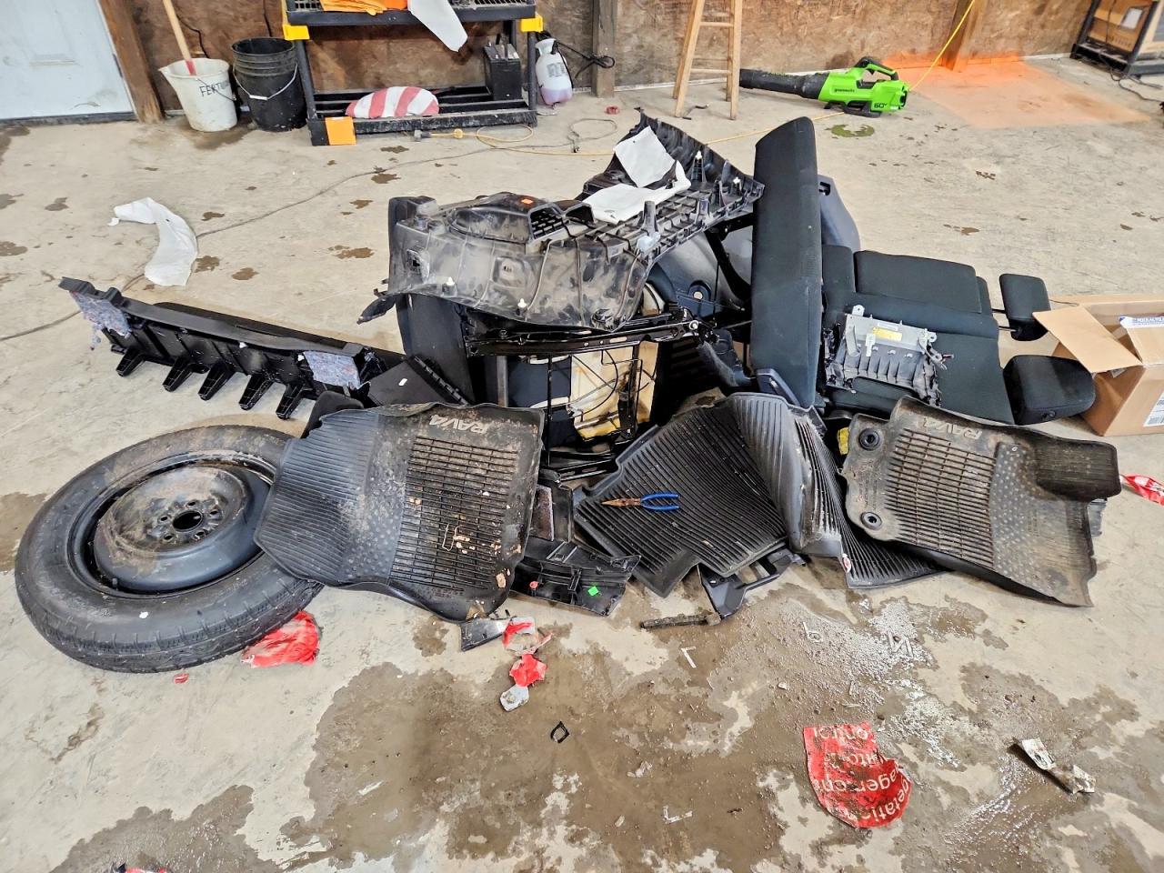 2017 Toyota Rav4 Le - zdjęcie 13