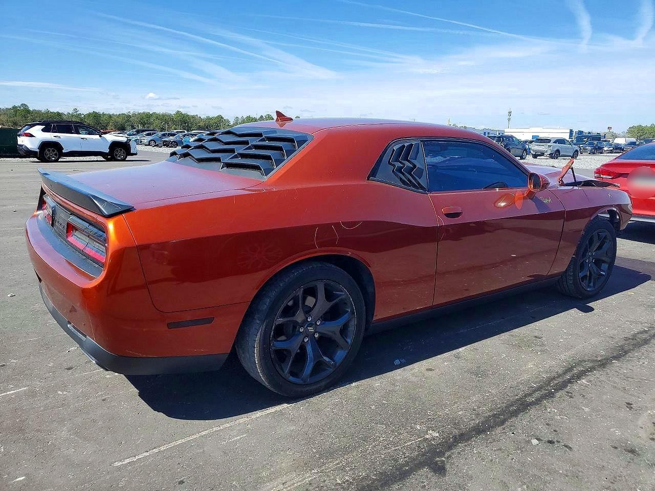 2020 Dodge Challenger Sxt - zdjęcie 3
