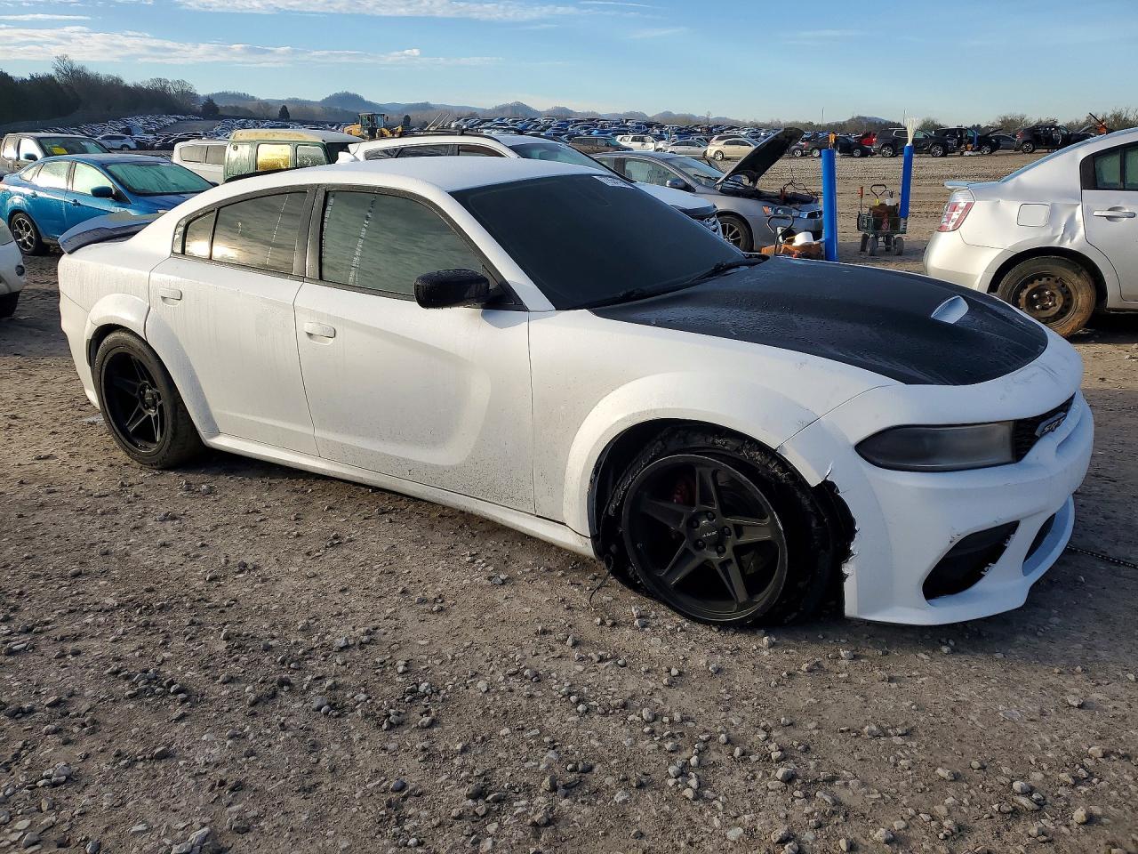 2019 Dodge Charger Scat Pack - zdjęcie 4