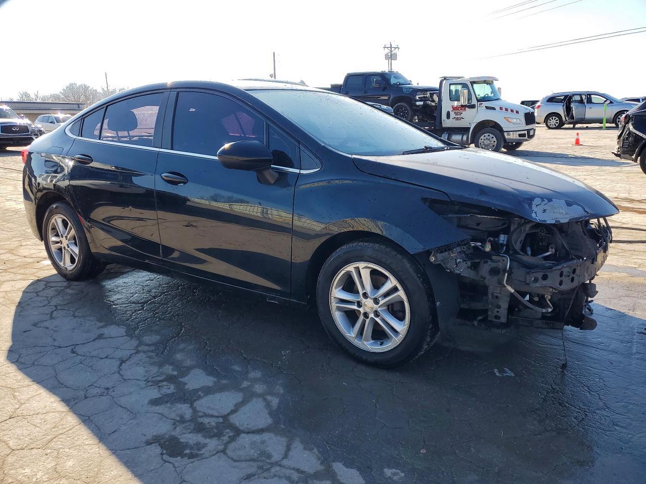 2017 Chevrolet Cruze Lt - zdjęcie 4