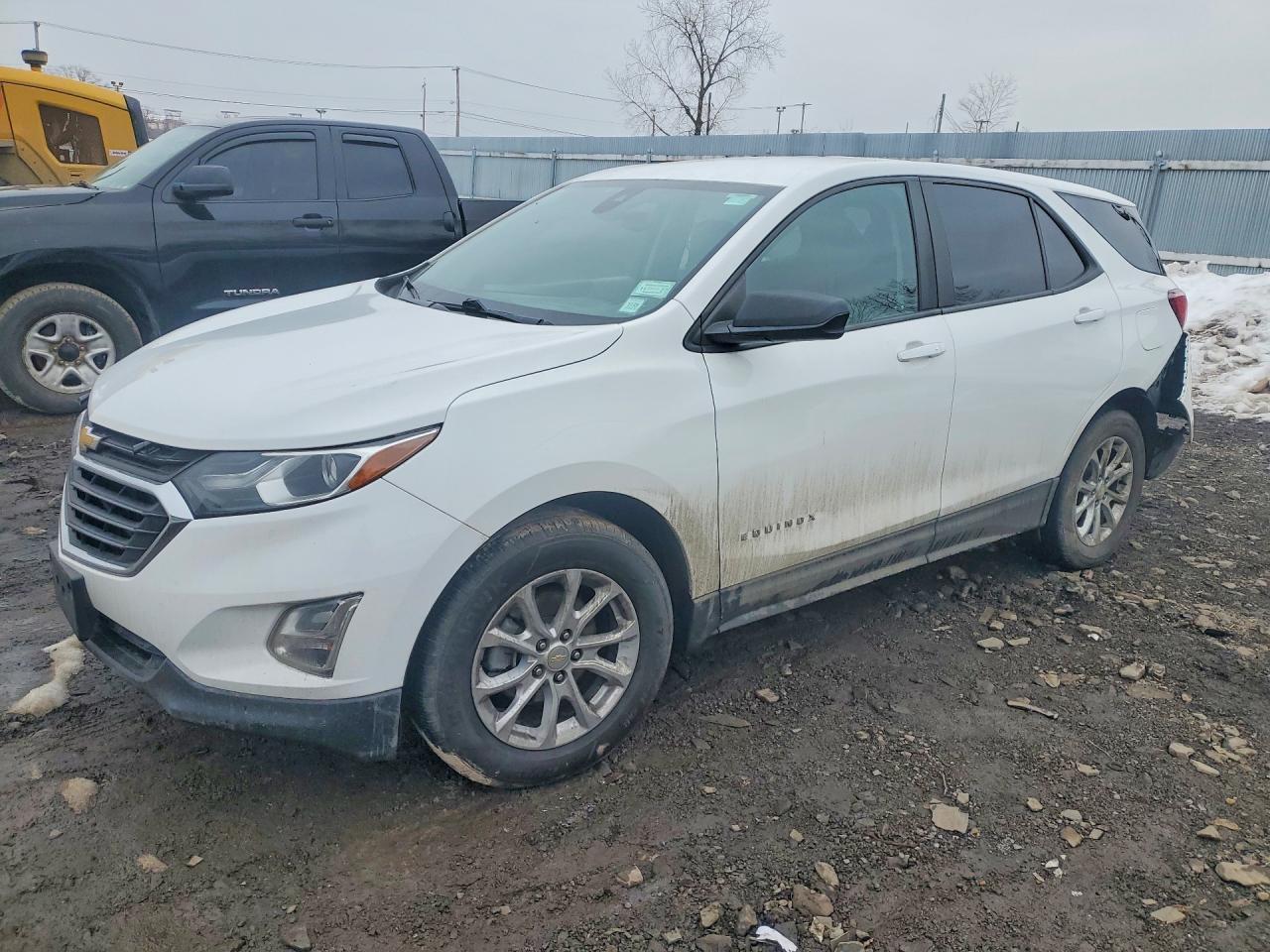 2020 Chevrolet Equinox Ls - zdjęcie główne