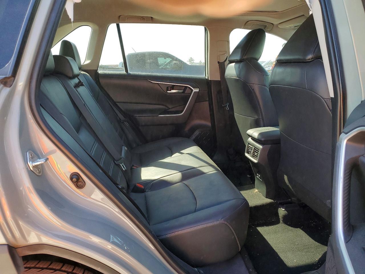 2019 Toyota Rav4 Xle Premium - zdjęcie 11