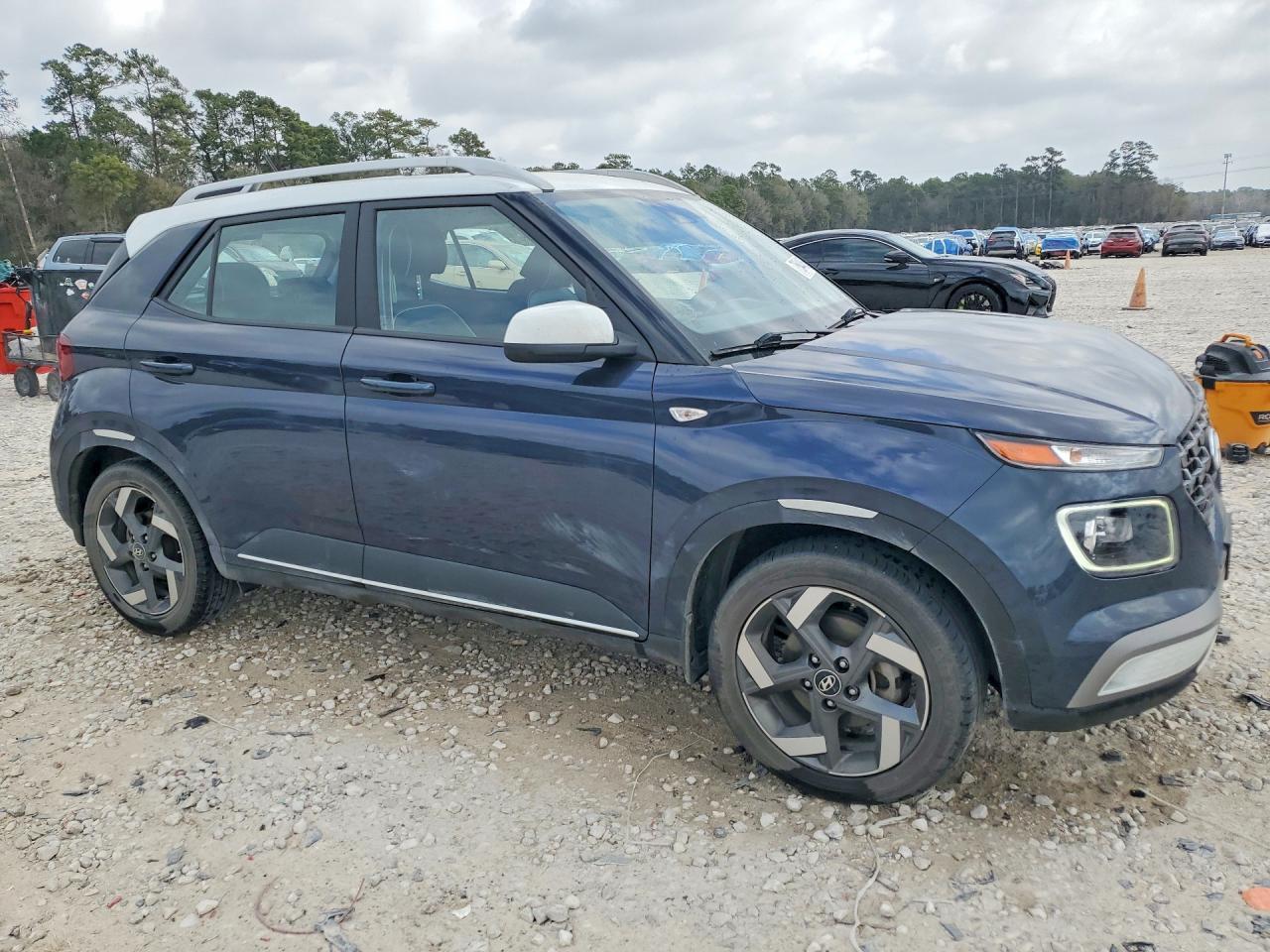 2023 Hyundai Venue Limited - zdjęcie 4