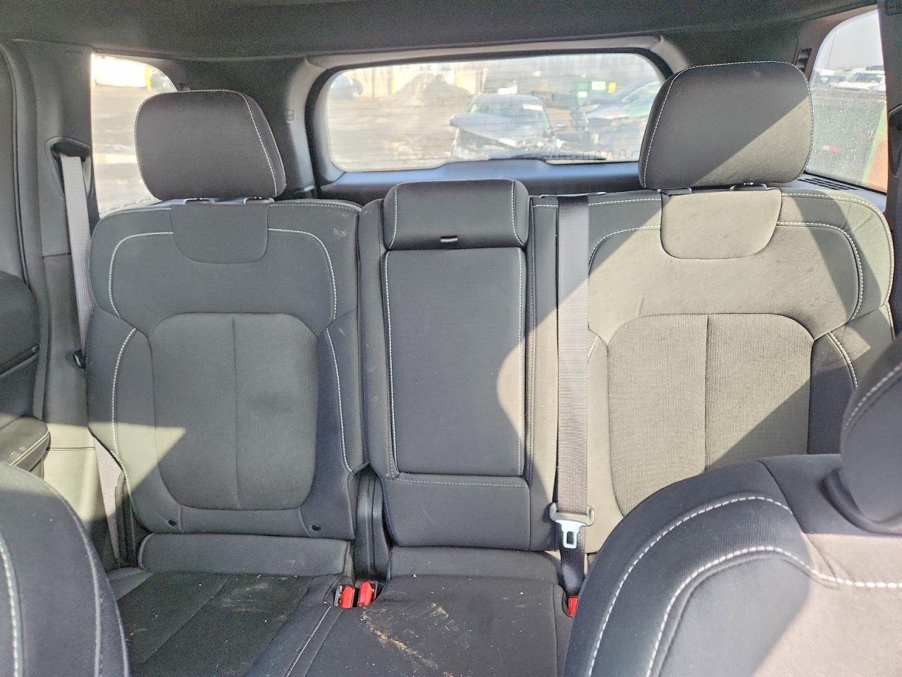 2024 Jeep Grand Cherokee Laredo - zdjęcie 10