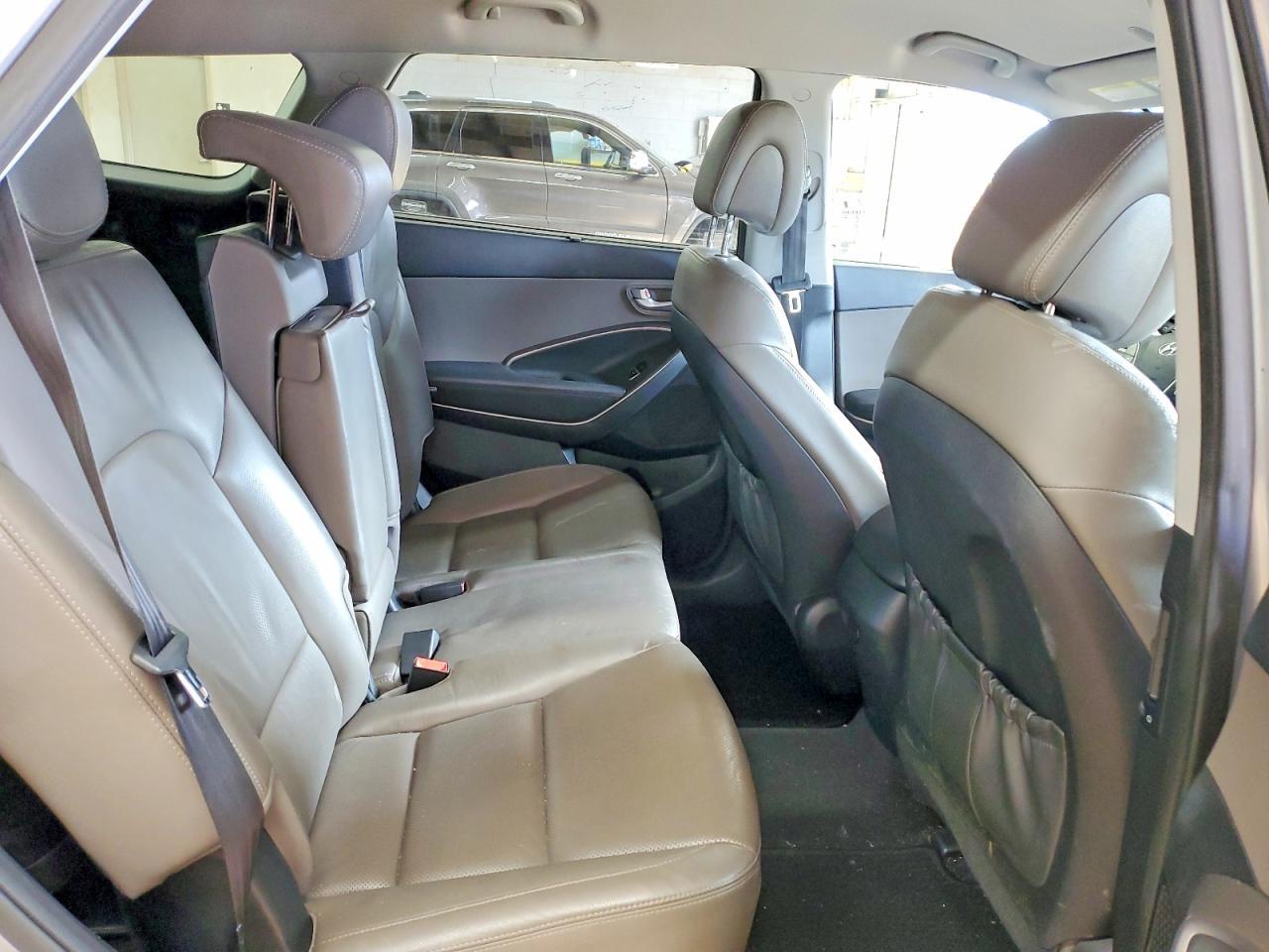 2016 Hyundai Santa Fe Se - zdjęcie 11