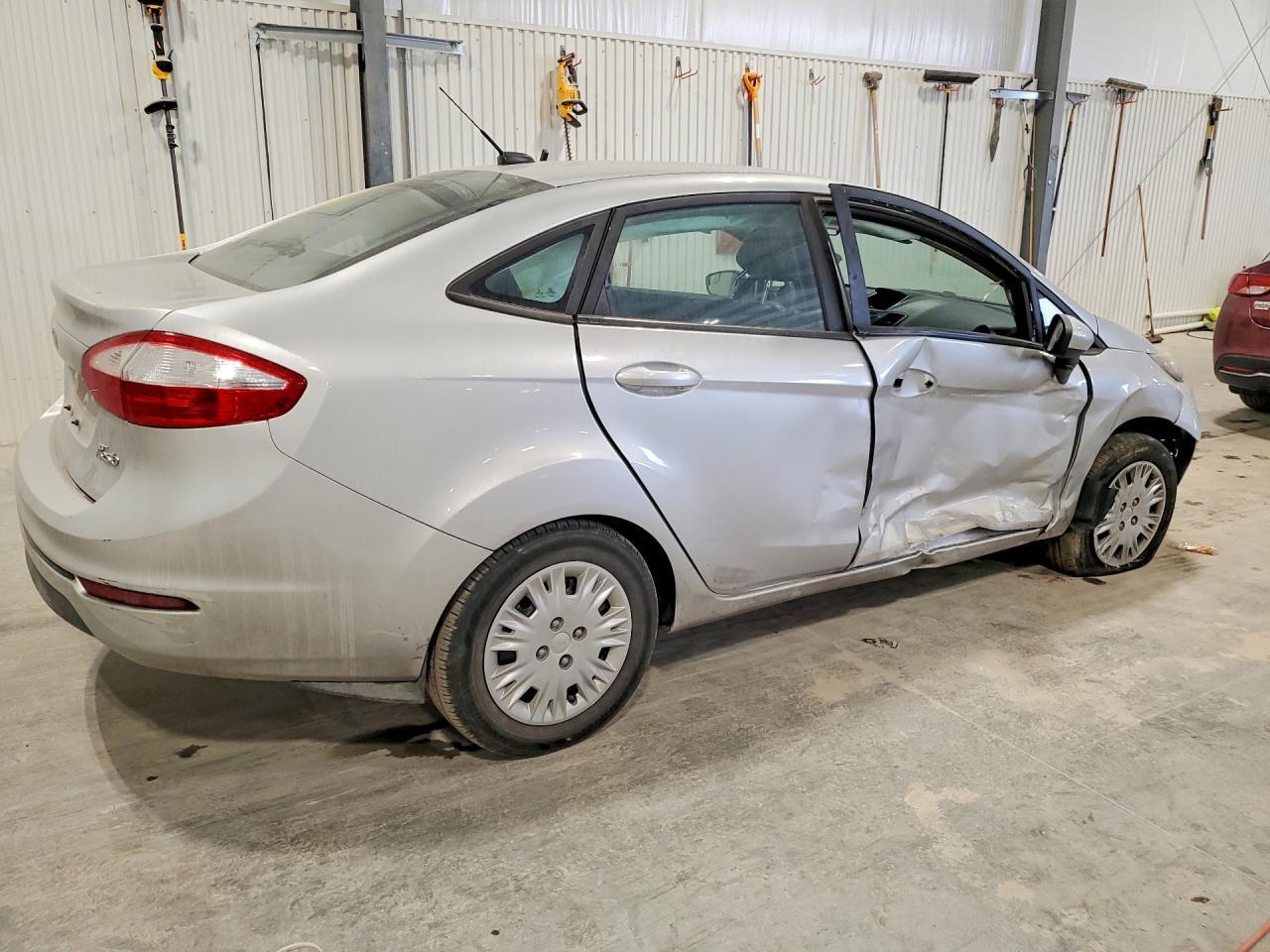 2019 Ford Fiesta S - zdjęcie 3